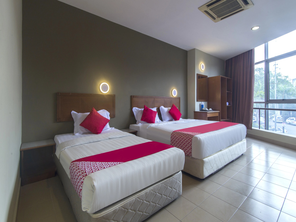 Super OYO 828 Comfort Hotel Shah Alam