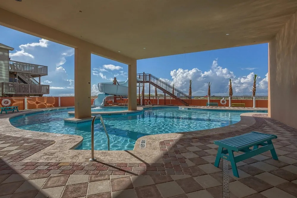 Phoenix Gulf Shores 404