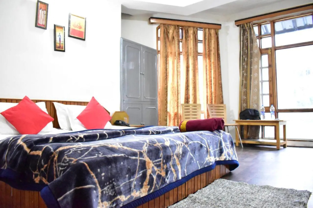 Hadimba Way Manali - Best Family Hotel