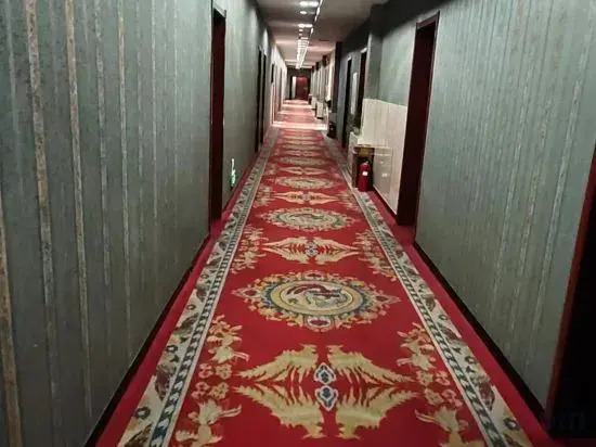 Fuyu Shuanglu Business Hotel
