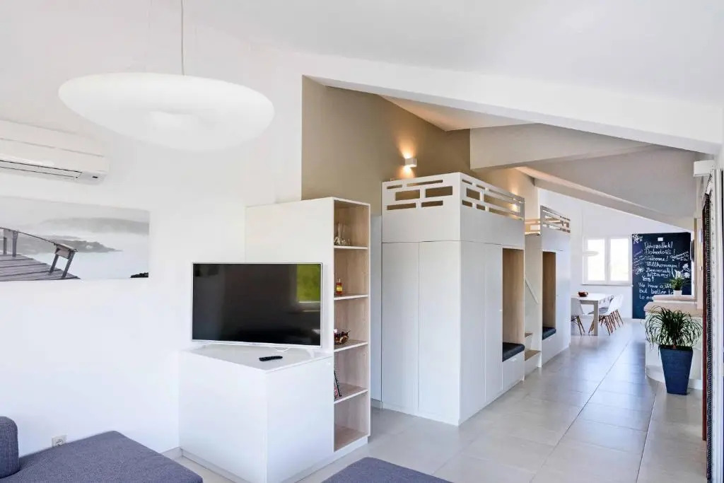 Apartment Miran