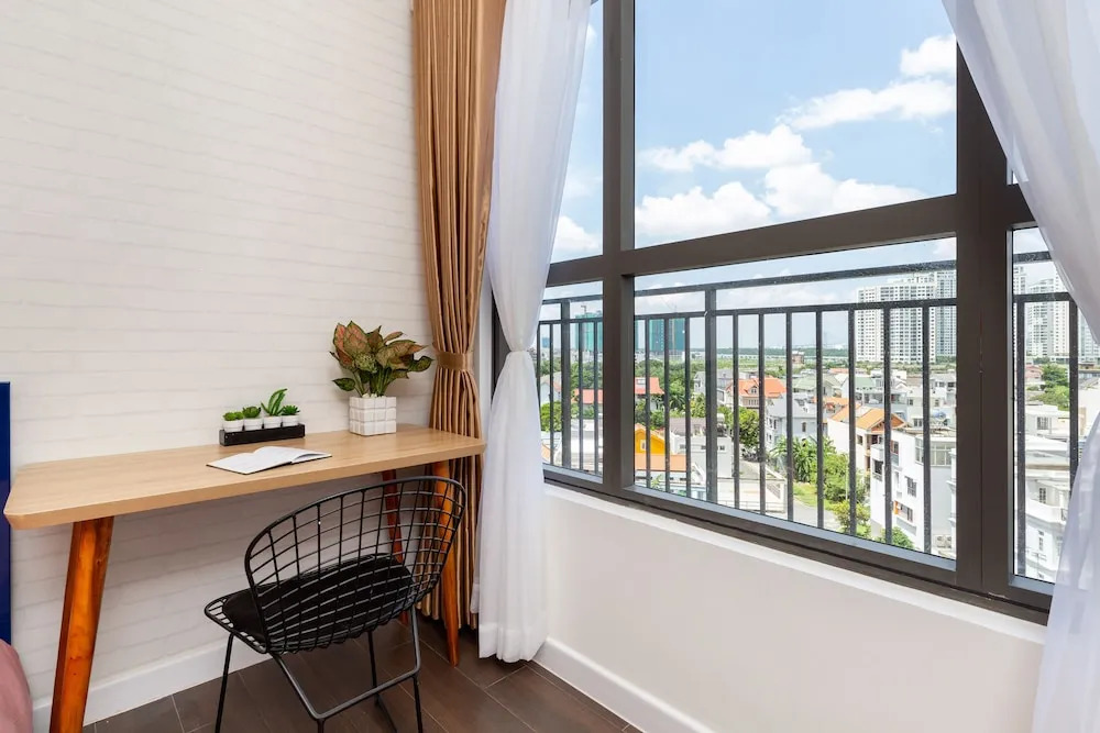 Halo Sun Avenue Apartments