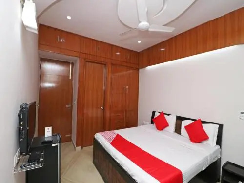 Alarians Residency