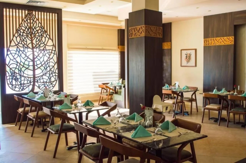 Oyster Bay Beach Suites