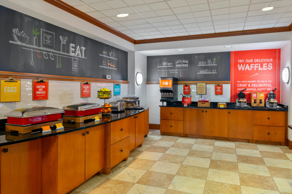 Hampton Inn Springfield South Enfield