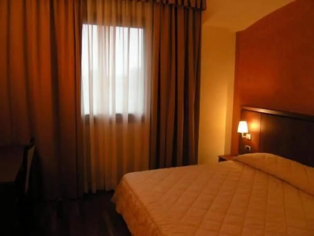 Dado Hotel International