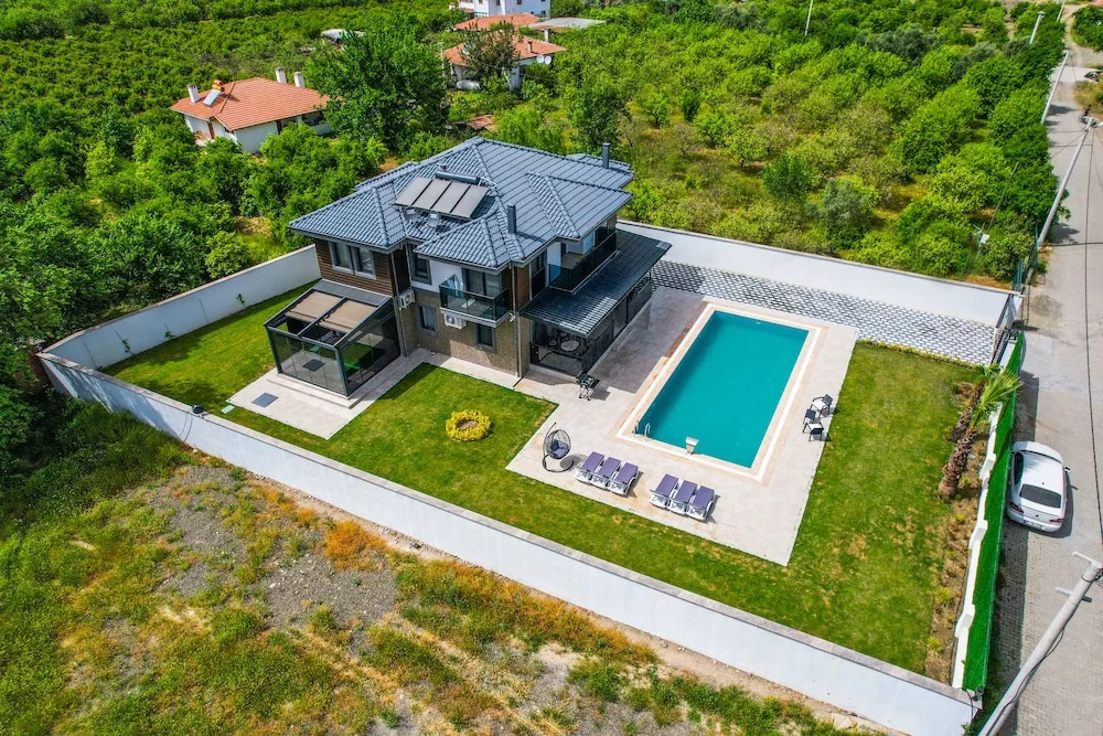 Villa Semi