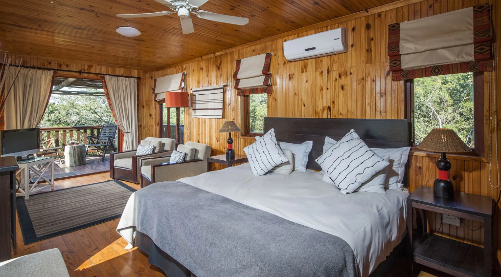 Kariega Game Reserve Main Lodge