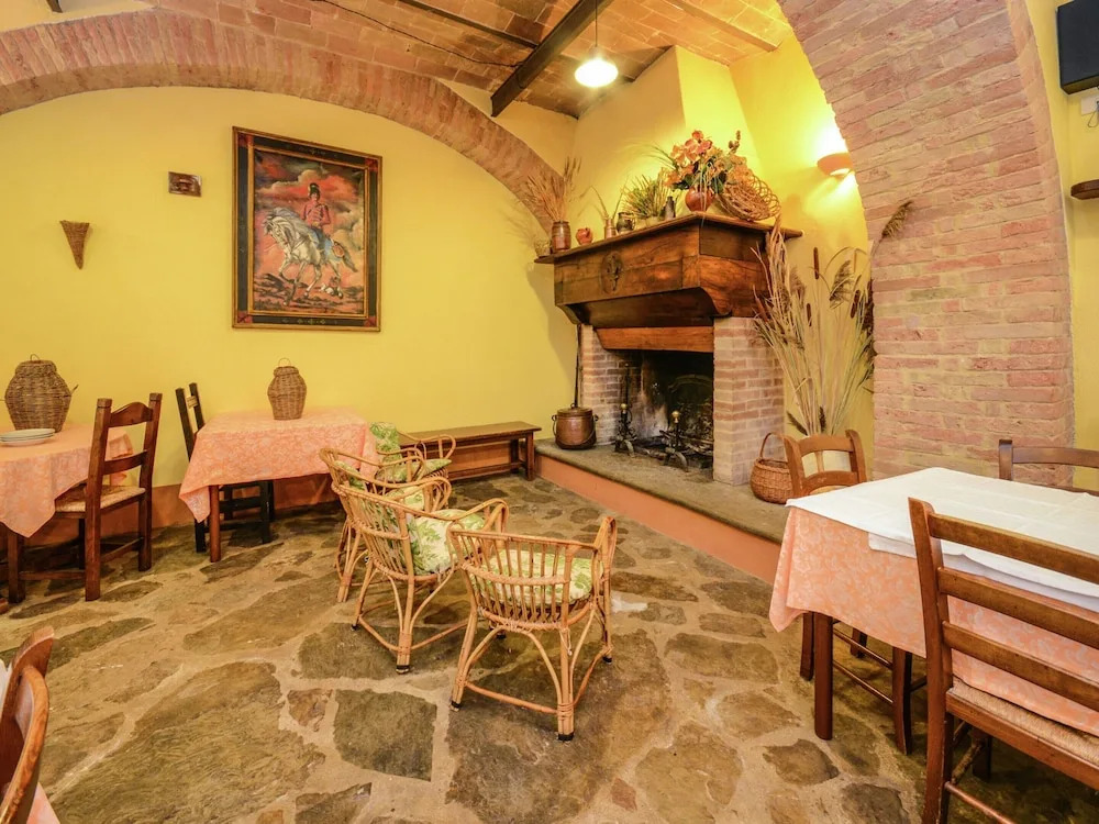 Holiday Home Monte with Pool and Forest Trails