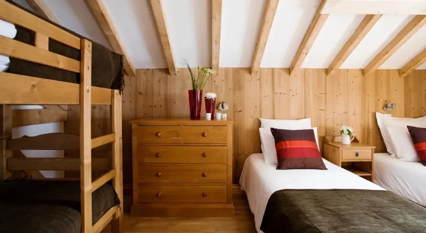 Petit Yeti Chalet