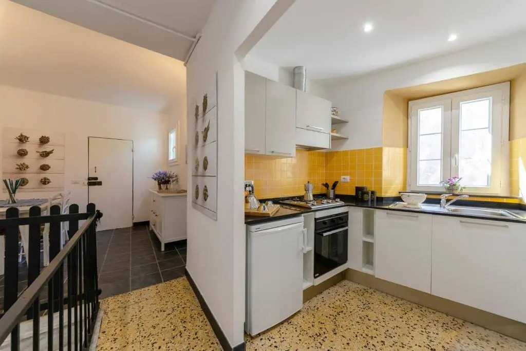 ALTIDO Spacious 2 BR Apt with Terrace at the Heart of the Vernazza