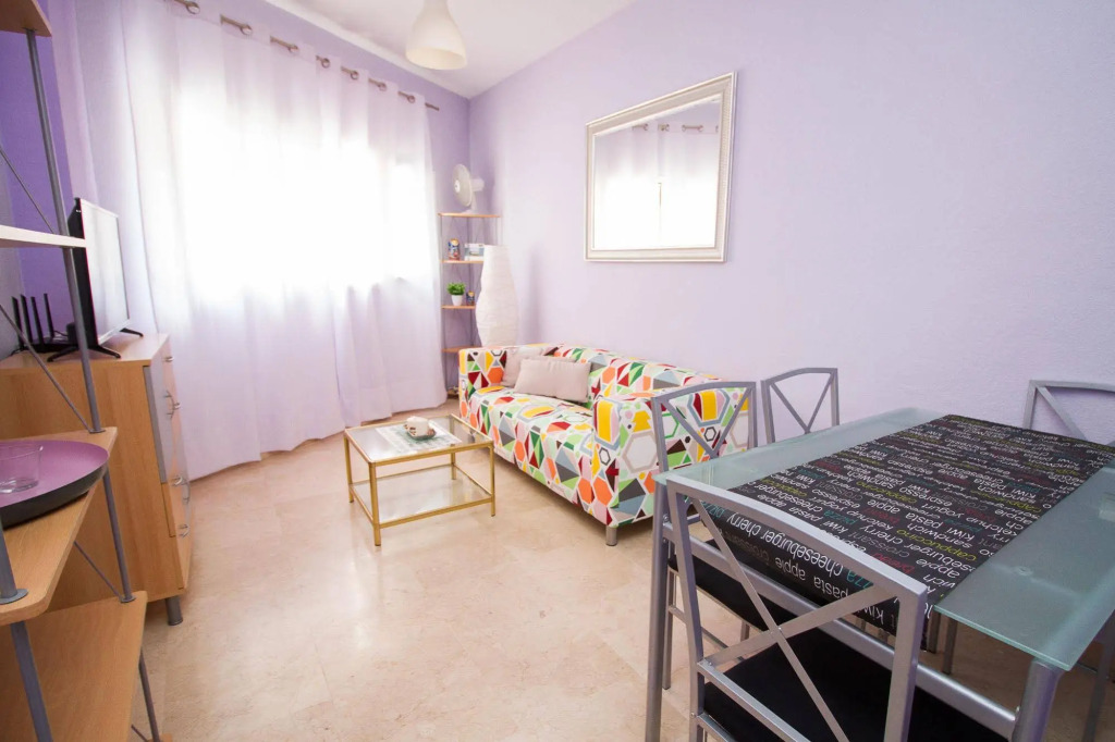 Calle Capuchinos - Colourful and Cosy by la Recepción
