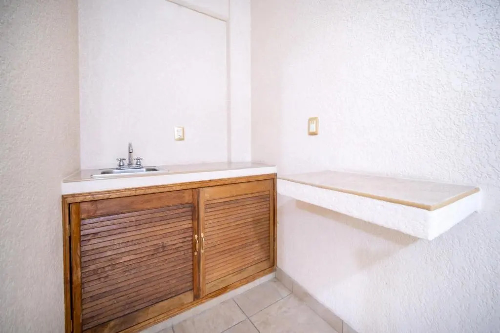 PENINSULA STAYS Business Hotel 2 CAMAS Matrimoniales
