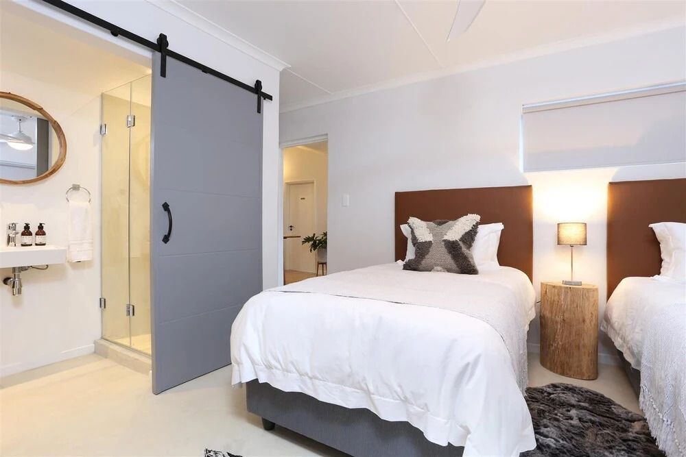 The Lookout Guest House