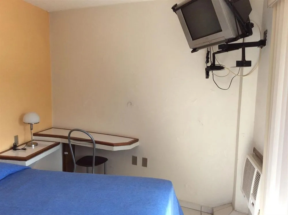 Hotel Suites Regina