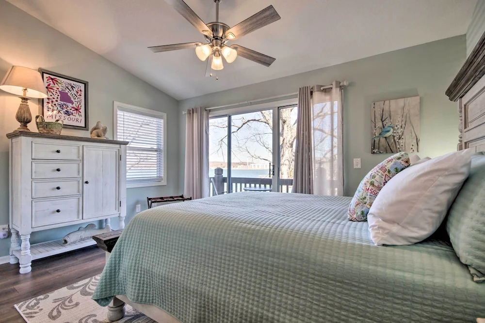Private Boat Dock: Bright Lake Ozark Home!