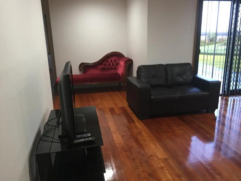 Glenaire Apartments at Frazer St
