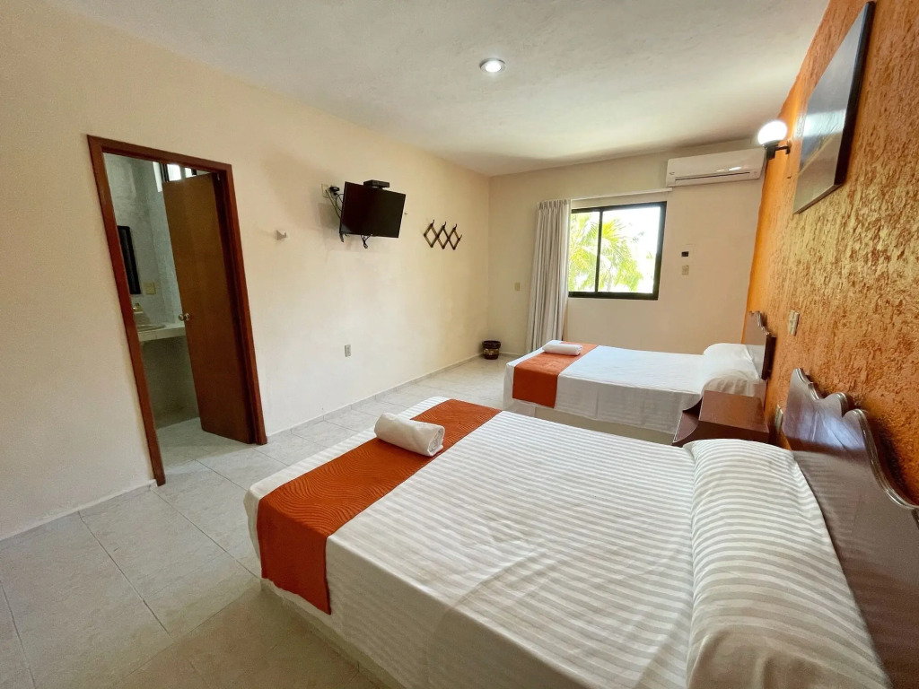 Hotel Uxulkah