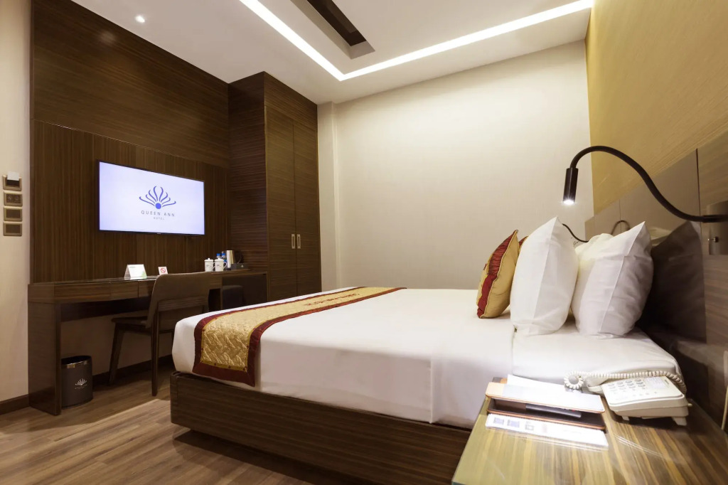 Queen Ann Hotel