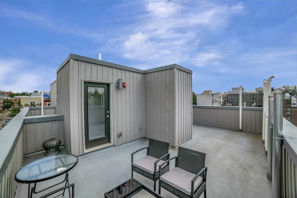 755, Unit D · 2 bedroom home in Fairmont w/ Roofdeck and Balcony