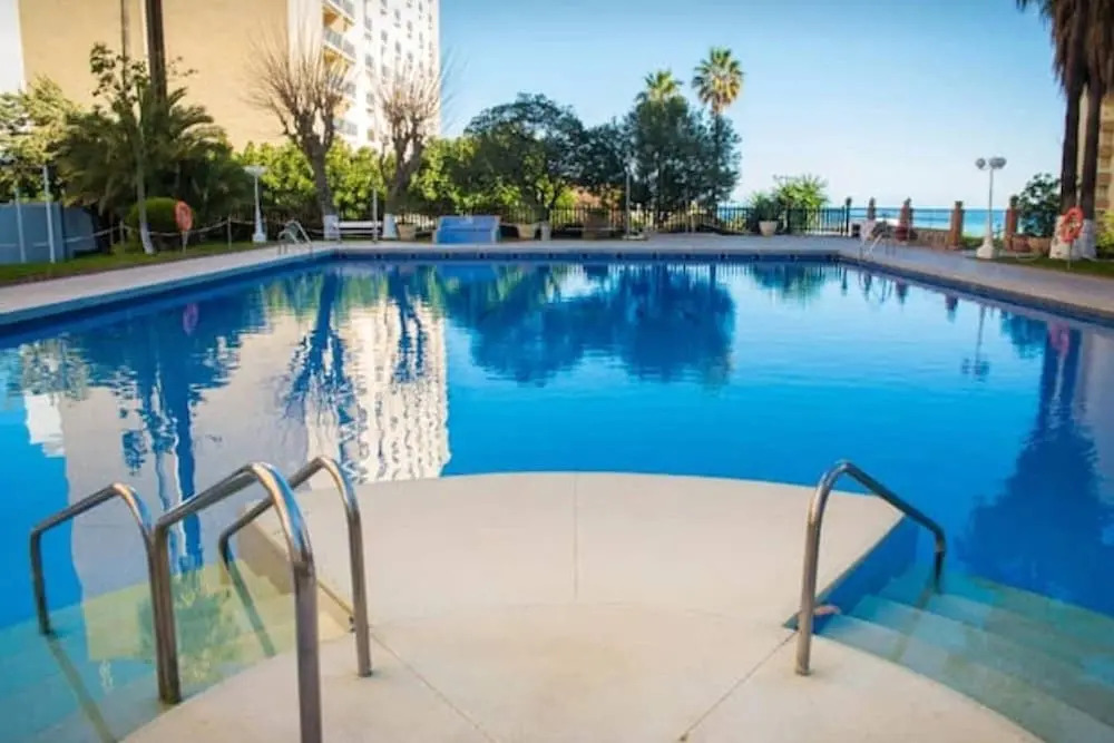 Apartment With 2 Bedrooms in Benalmádena, With Wonderful sea View, Shared Pool and Wifi