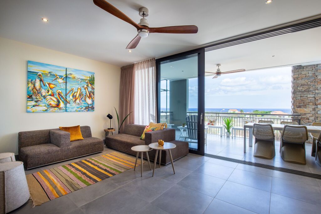 Stunning Views and Design ~ Best of Coral Estate