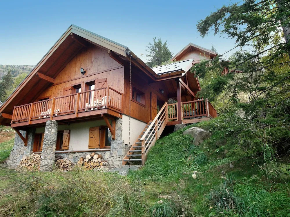 Warm Chalet in Oz With Ski Storage, Balcony,terrace, Heating