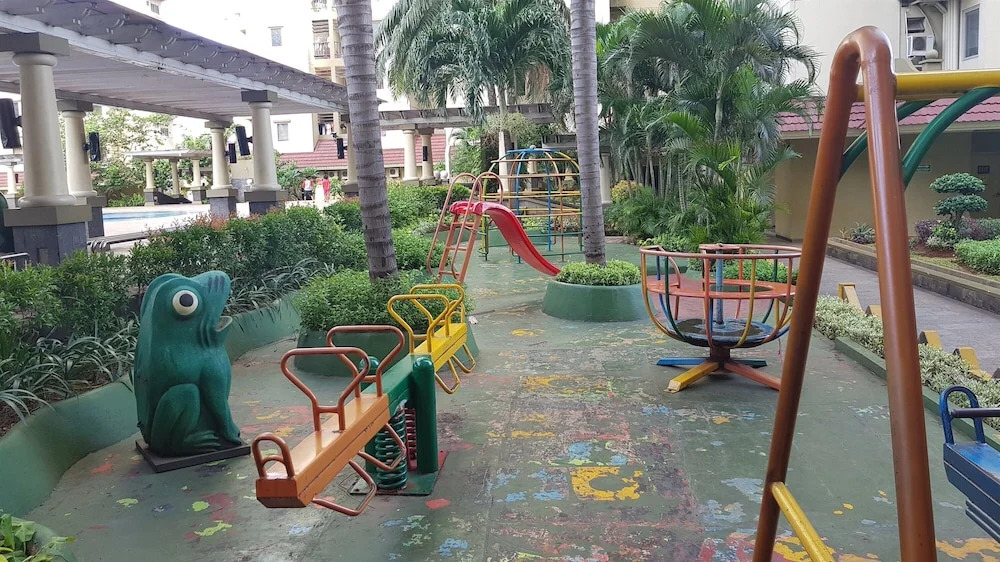 Comfortable 2BR Apartment at Mediterania Palace Residence