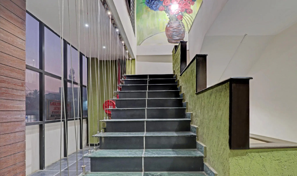 Treebo Trend Astor Hotel