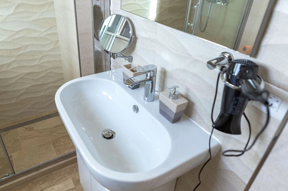 A Modern, 3-bedroom House in Vodice With a Swimming Pool and Wifi 800m