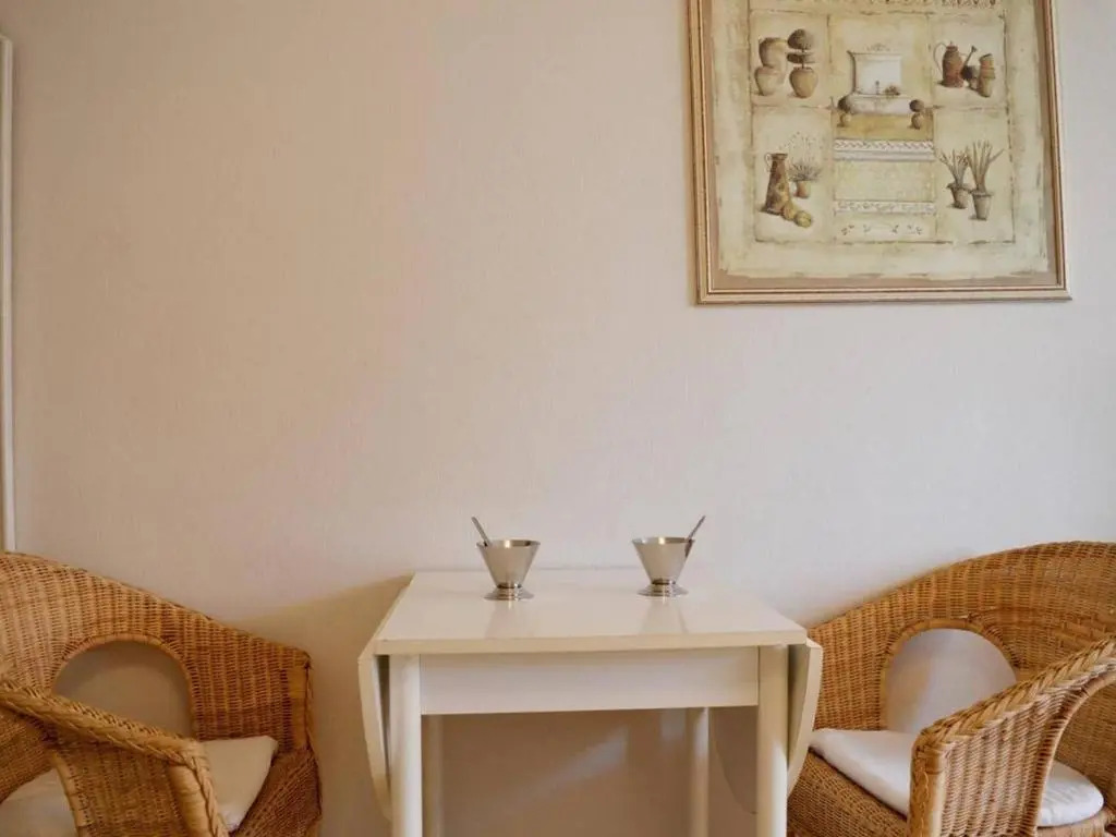 Appartement Le Lavandou, 1 pièce, 4 personnes - FR-1-251-299