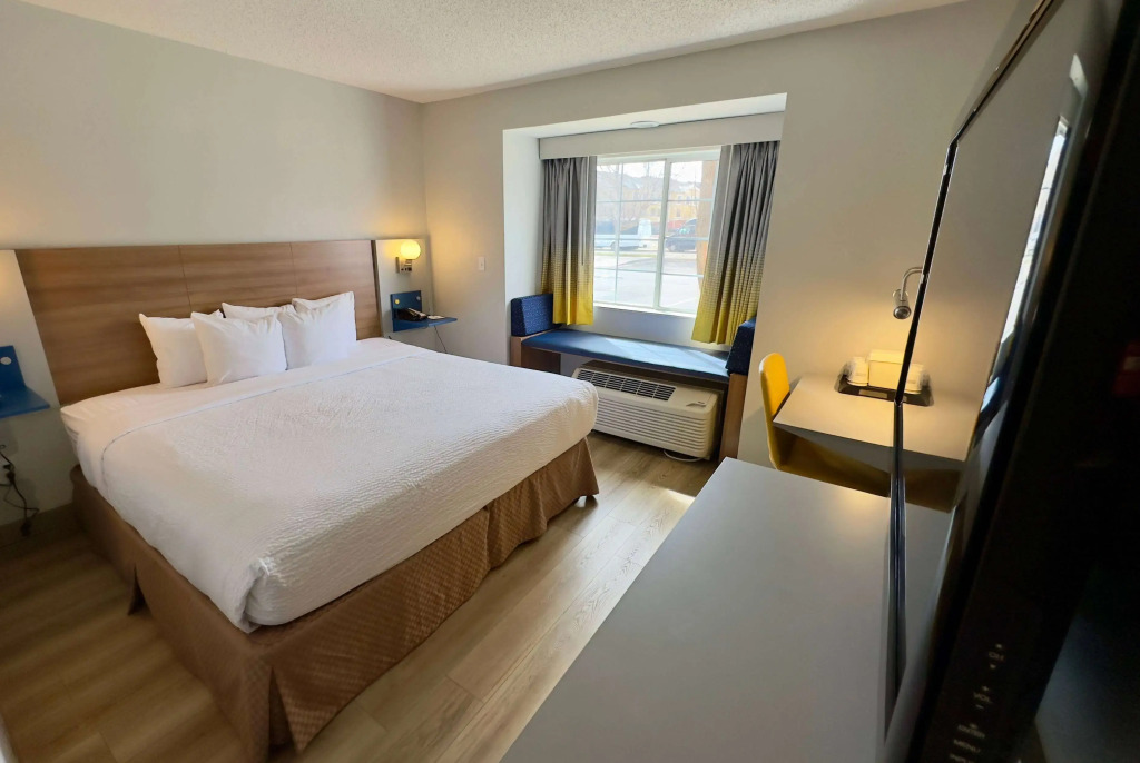 Microtel Inn & Suites by Wyndham Denver Airport