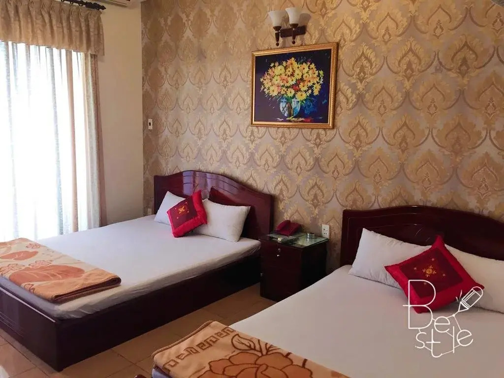 Thiên Hoàng Hotel