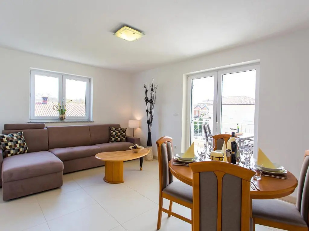Apartment Maestral