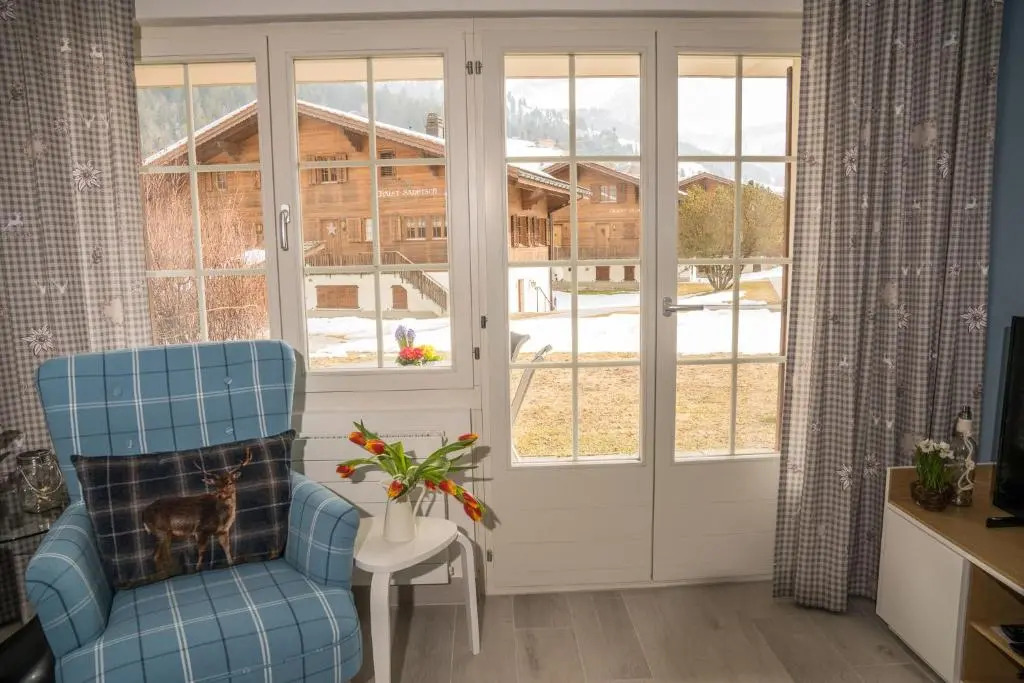 Chalet Spitzhorn - Your Peak Getaway - Private Terrasse & gratis Parkplatz