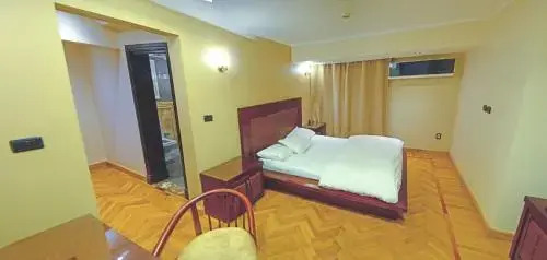 Tohfa Luxury Apartment