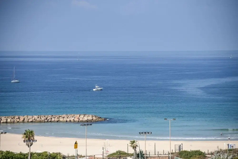 Herzliya Seaside Charming Home by Sea N' Rent