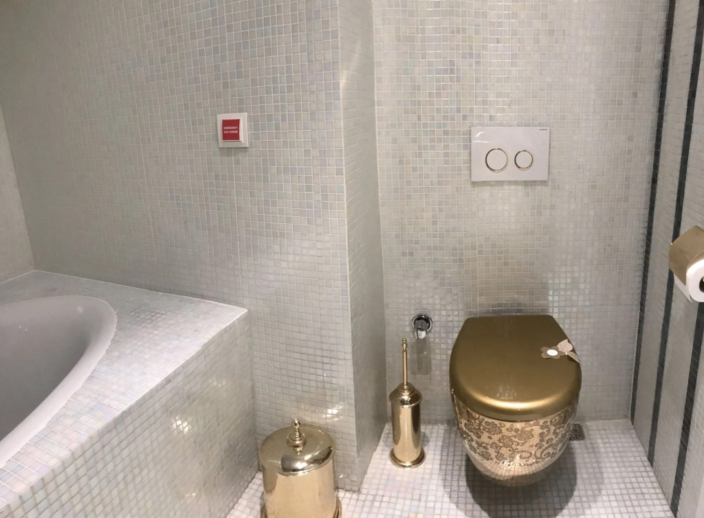 Golden Pars Hotel