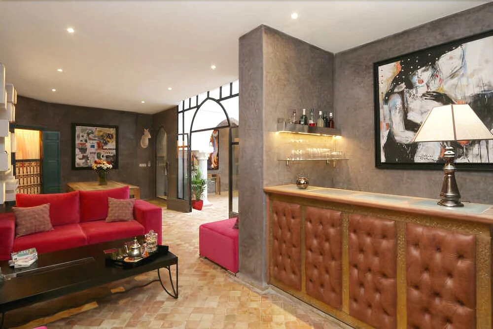 Riad Bulle DOr  Spa