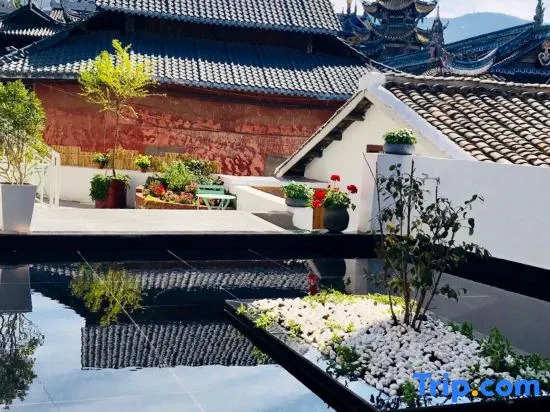 Xichang Yiwai Inn (Dashiban Community)