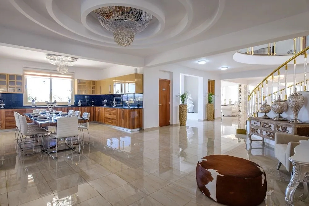 Villa Royale