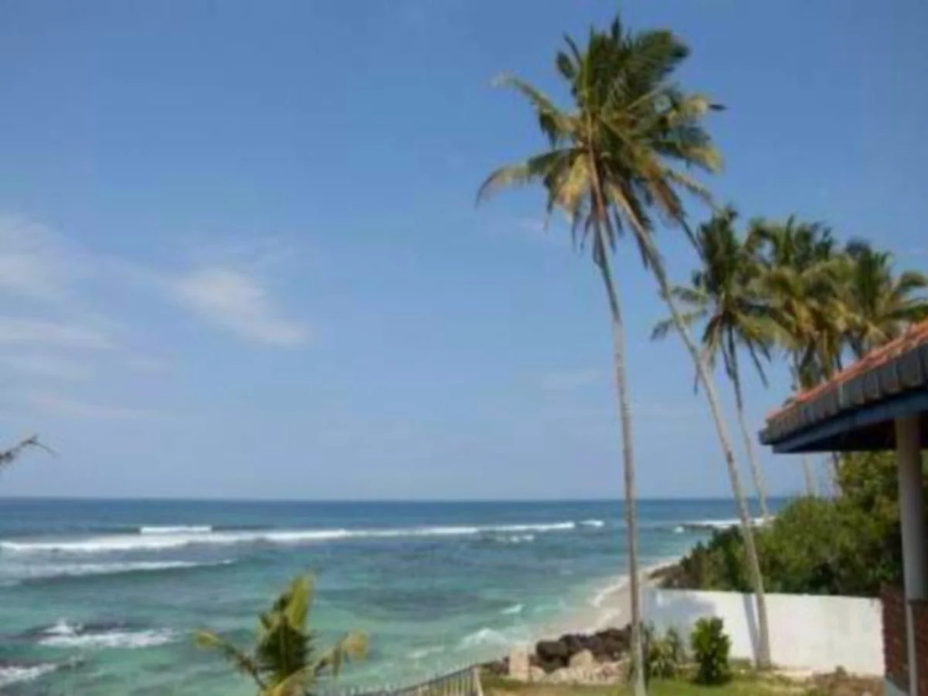 Lace Rock Beach Cabanas