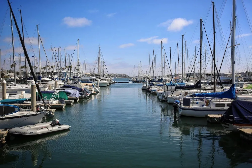 Perfect for Venice & MDR w/ 6 Beds +pool/spa/gym