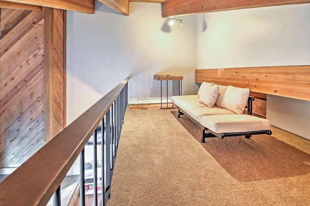 Northstar Resort Shuttle Access: Truckee Condo
