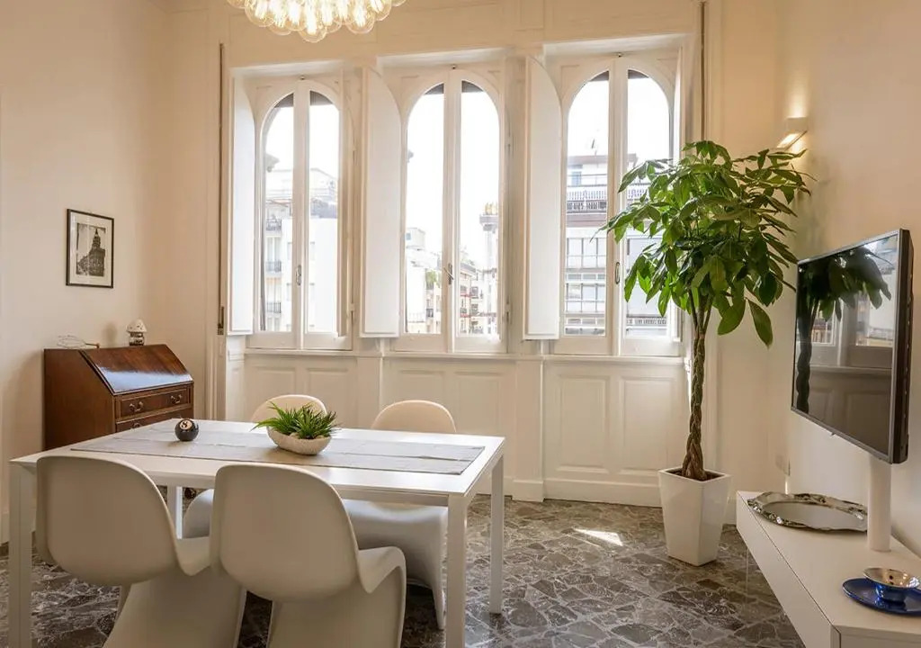 Art View Luxury Apartment