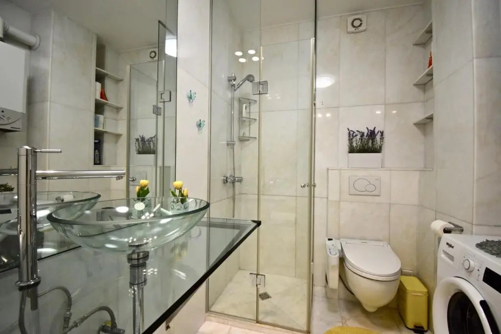 Amazing Luxury Apartment 200 M From the Beach