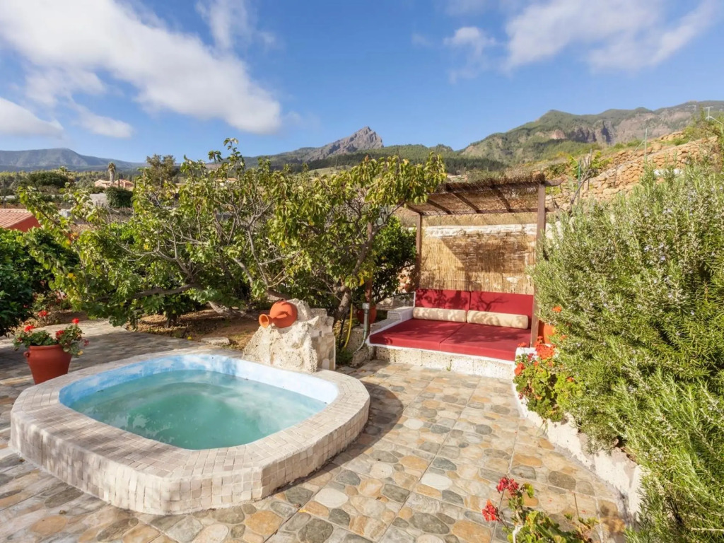Mountain Getaway for seasoned hikers
