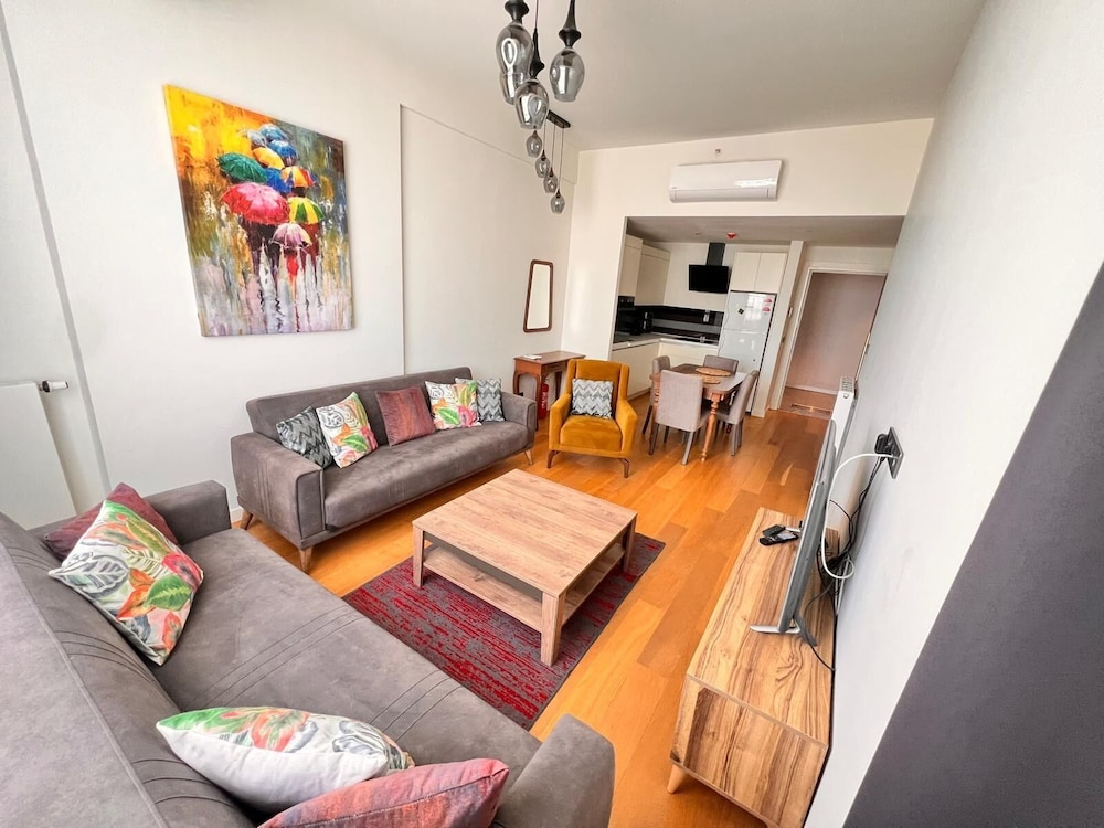 G Tower Residence Apartment Rentals