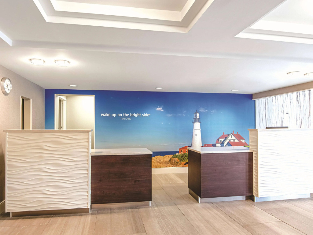 La Quinta Inn & Suites by Wyndham Portland DT Maine Med
