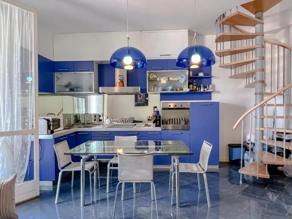 Appartamento in pineta con vista mare e piscina